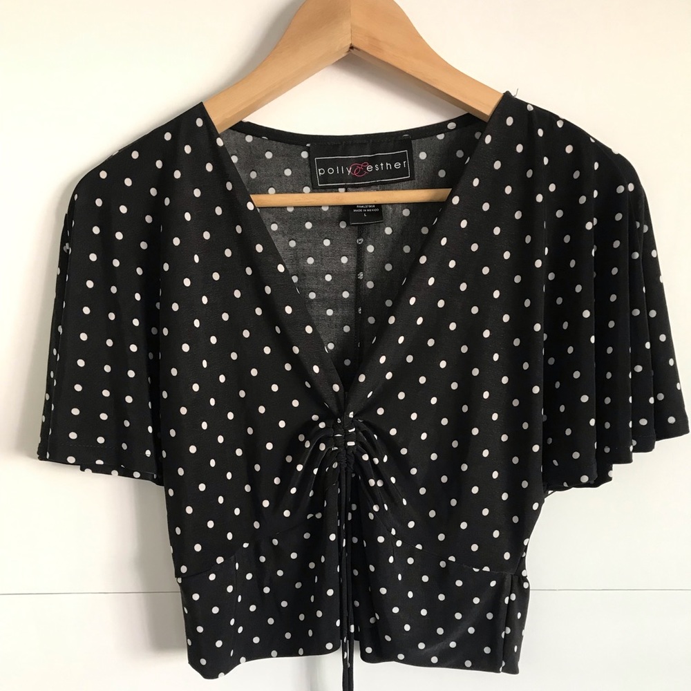 POLKA DOT CROP TOP😍